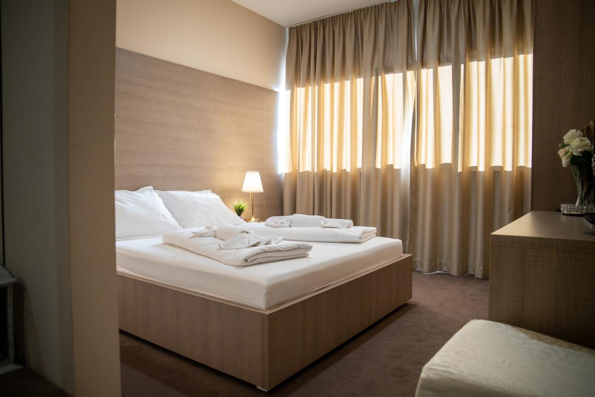 Hotel Narenta Metkovic Exterior photo